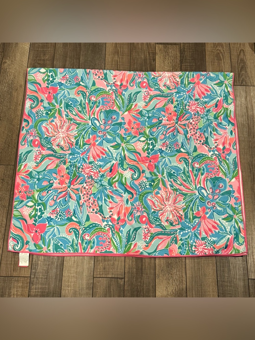 Lilly Pulitzer Lounge Towel Beach Pool Microfiber 40"x70" Tropical Multicolor